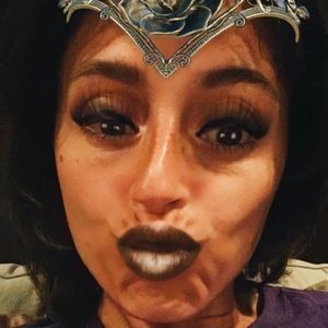 Meet your Posher, Karen